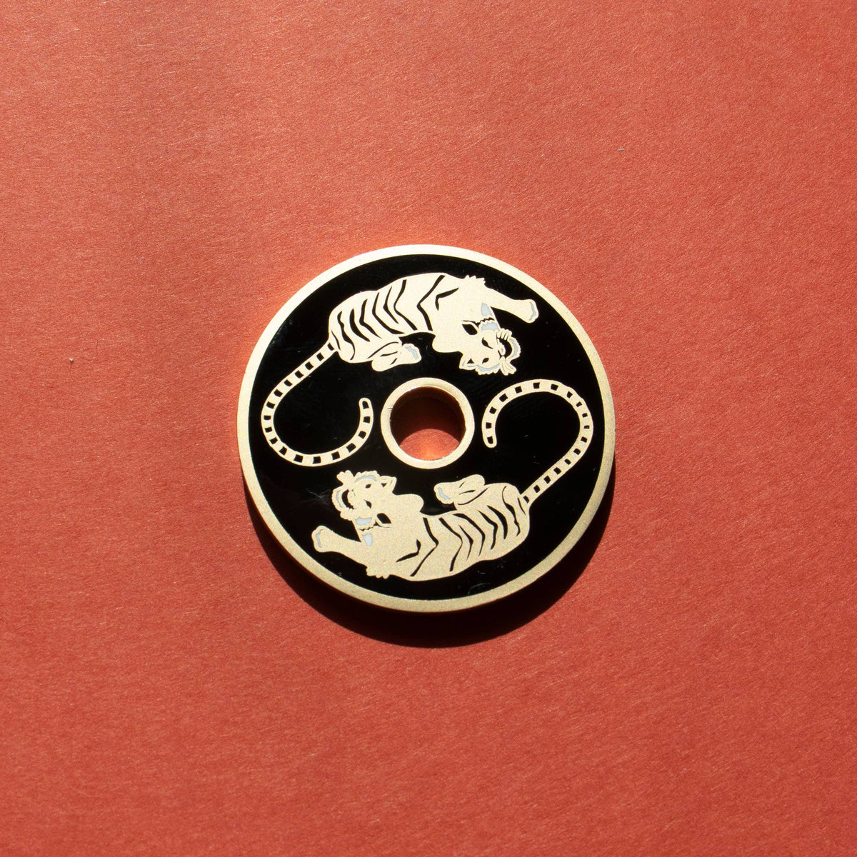 Stylish Enamel 45 Adaptor (Vinyl Accessory)