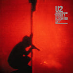 U2 - Bajo un cielo rojo sangre (Vinilo)