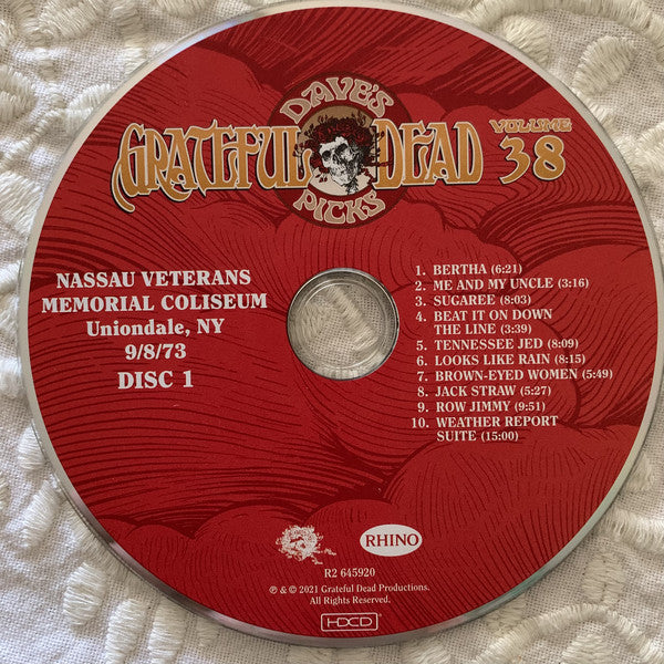 Grateful Dead* : Dave's Picks, Volume 38 (Nassau Veterans Memorial Coliseum, Uniondale, NY • 9/8/73) (3xHDCD, Album, Ltd, Num)