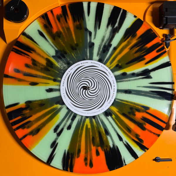 King Gizzard And The Lizard Wizard : Acoustic Gizzard Vol. II - Live in San Diego '24 (LP, Pin + LP, Ora + LP, Tri)