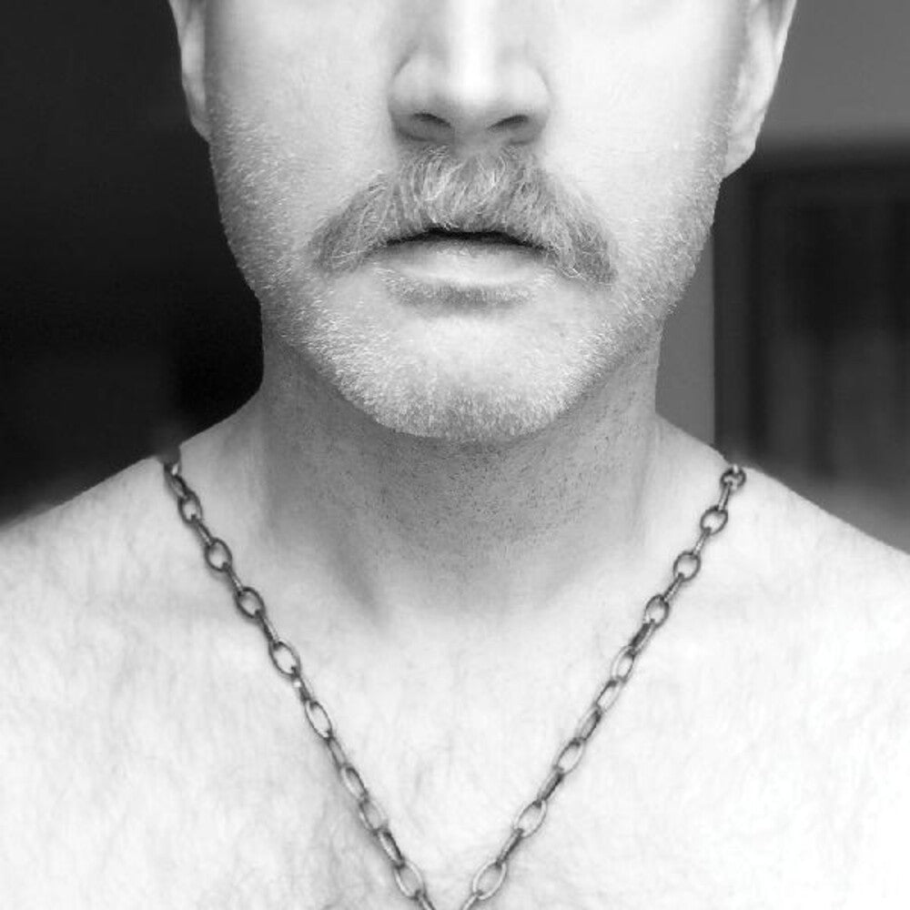 the album cover for Logan Lynn - New Money