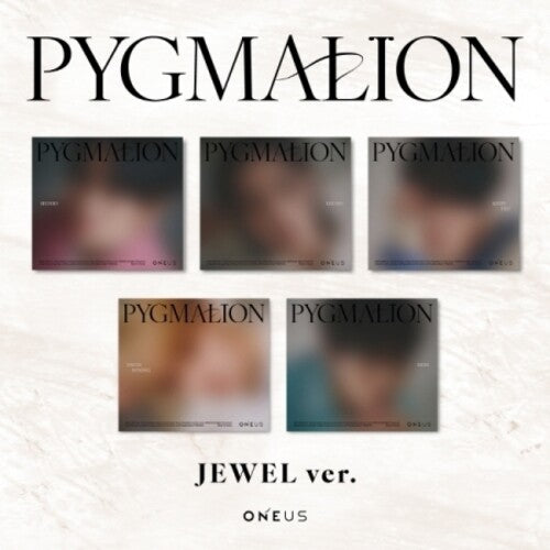 Oneus - Pygmalion - ジュエルケース ランダムカバーバージョン - 24ページフォトブック、16ページ歌詞ブック、ポストカード、フォトカード、ウィッシュカード + ステッカー (CD) 付き