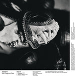 アメンラ - ウィズ・ファング・アンド・クロー(レコード)