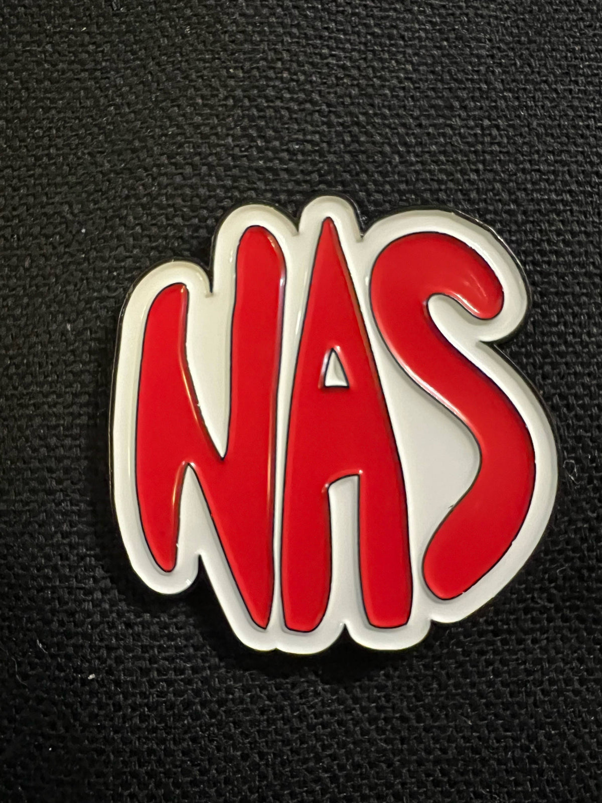 Nas Pin