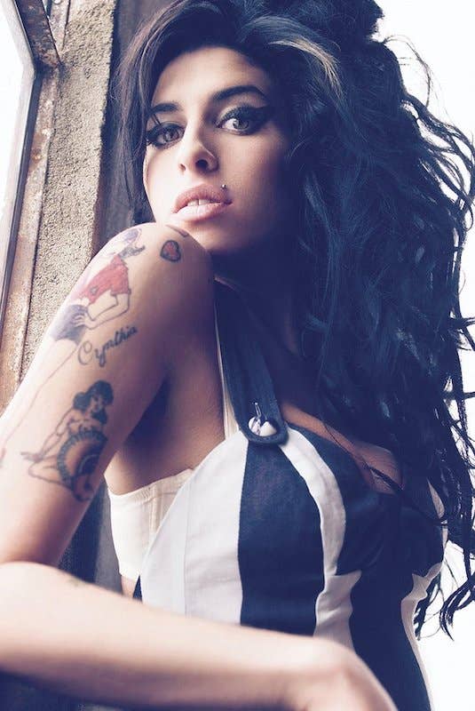 Amy Winehouse Poster Size 24X36