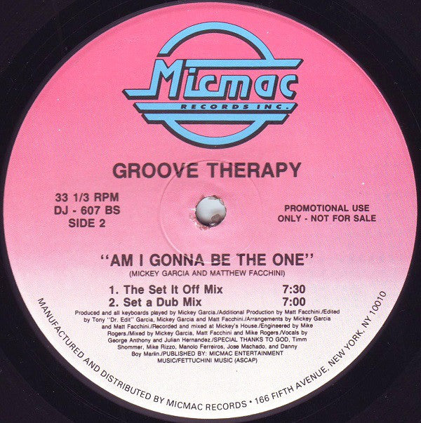 Groove Therapy (2) : Am I Gonna Be The One (12", Promo)
