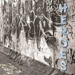 the album cover for King Crimson - Heroes - Live In Europe 2016 (Ep) [Digipak]