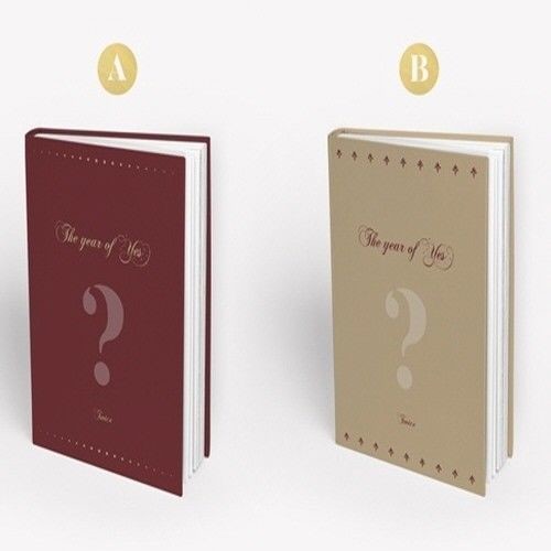 TWICE - The Year Of Yes (ランダムカバー) (100ページフォトブック、フォトカード3枚、ステッカー付き) (CD)
