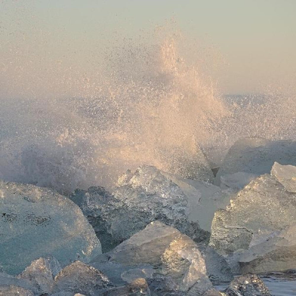 the album cover for Lucy Gooch - Rushing (Exp) [Download Included]