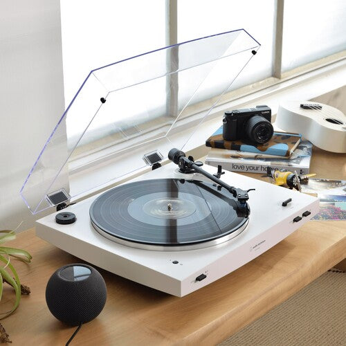 Audio Technica AT-LP3XBT-WH Bluetooth Turntable Belt Drive Fully Automatic 33/45 (White)