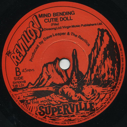 The Revillos : She's Fallen In Love With A Monster Man (7", Single, Sol)