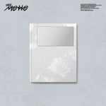 the album cover for ITZY - Motto [Photobook B ver.]