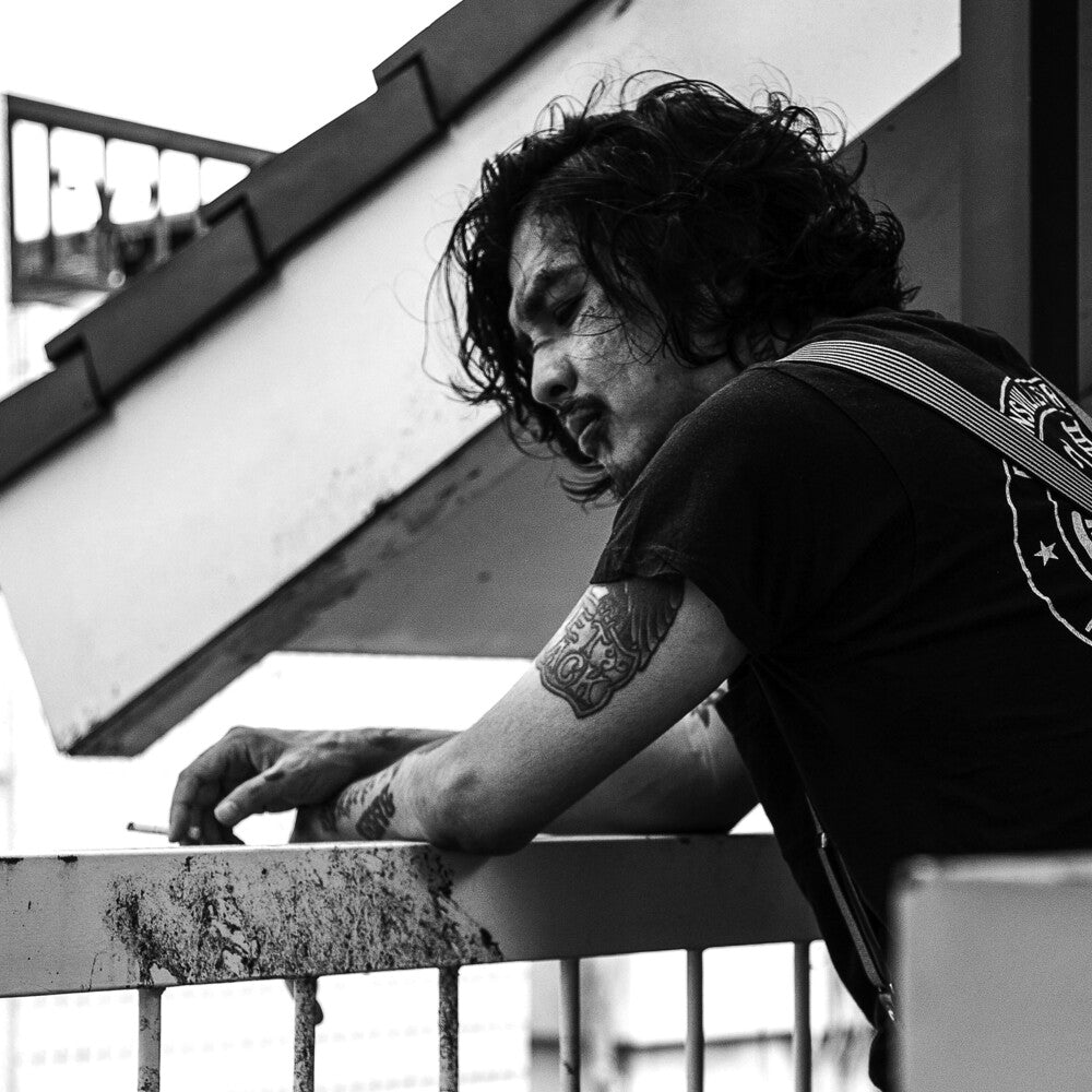 the album cover for Duran - 30 Scratchy Backroad Blues [Limited Edition]