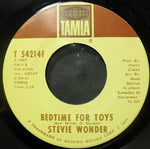 Stevie Wonder : What Christmas Means To Me / Bedtime For Toys (7", Single)