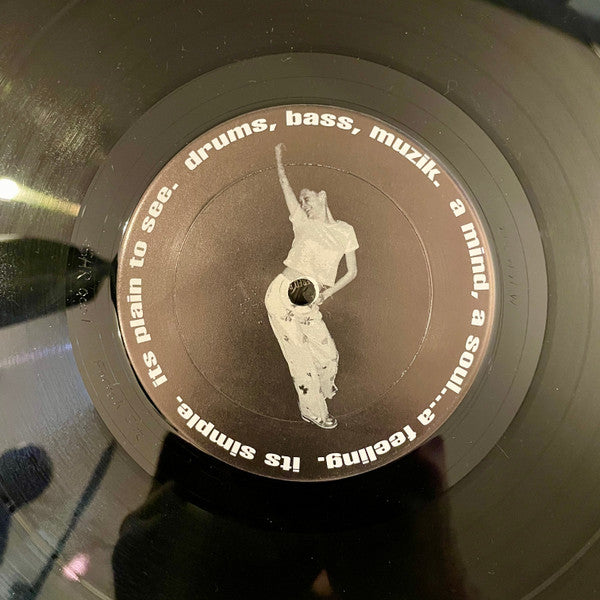 Jonathan Monteiro & Mazi Namvar : Amorphic Disco (12")