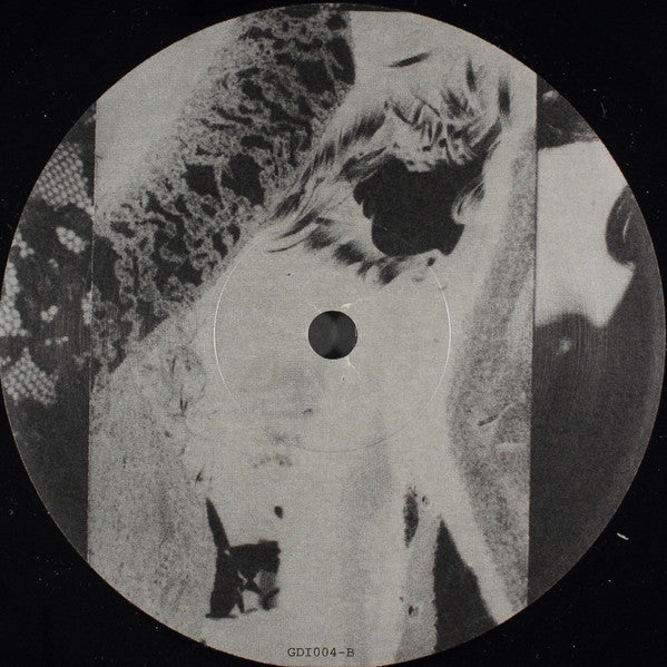 Naive (5) / Voyager 3 (2) : Somewhere New / Beginning To End (12")