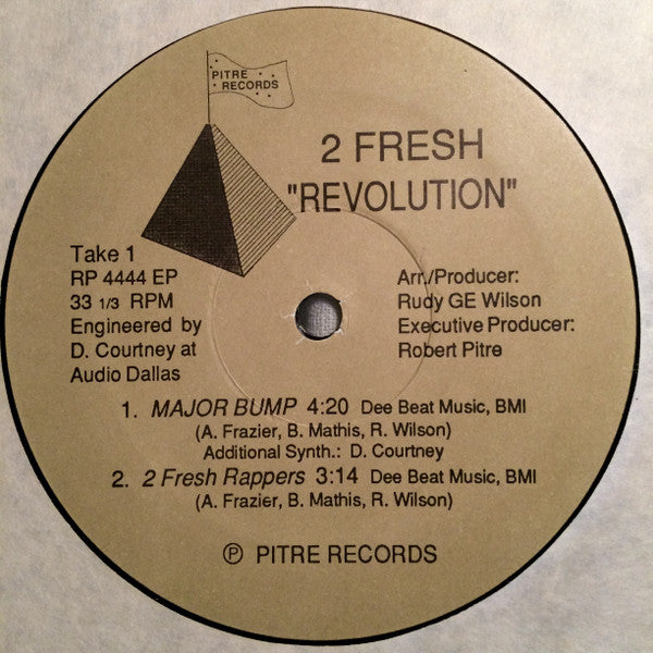 2 Fresh (2) : Revolution (12", EP)