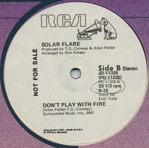 Solar Flare (2) : Boogie Fund / Don't Play With Fire (12", Promo)
