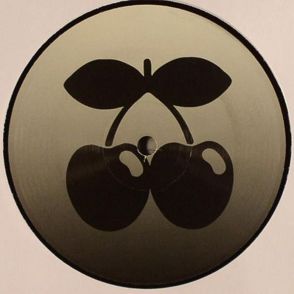 Sandy Vee : In Control / Less Is More (12")