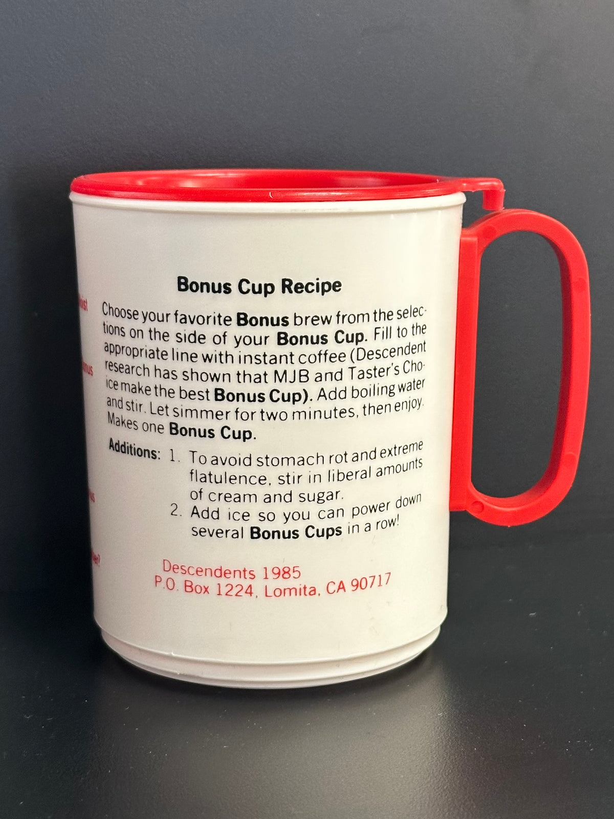 Taza vintage de los Descendientes de los años 80 (Copa oficial extra)